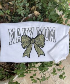 navy mom, Veterans Shirt, Memorial Day Shirt, Strong Women Gift, Women Patriotic Shirt, Gift For Veteran Woman, Veteran Shirt, Feminist Shirt, Trendy